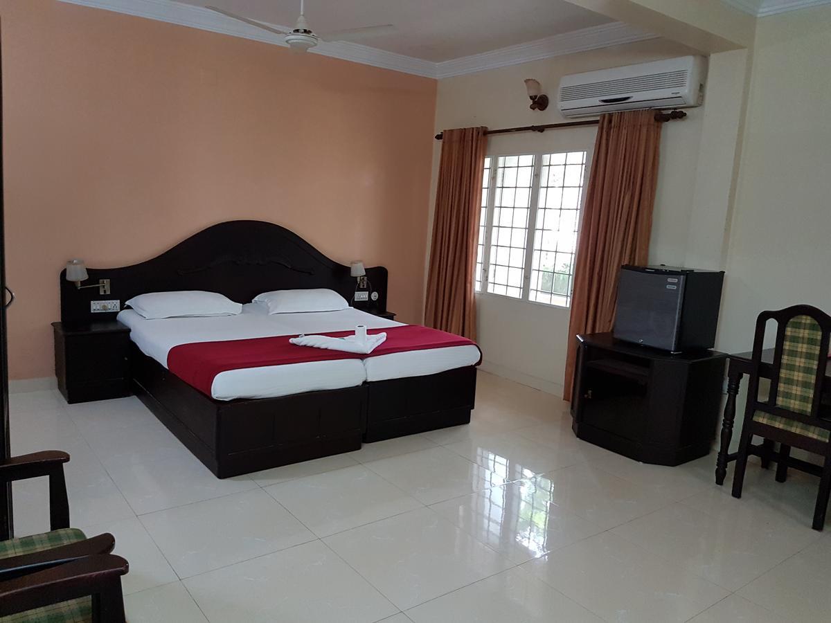 Casa Linda Hotel Kochi Exterior foto