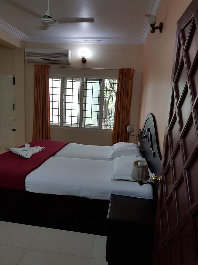 Casa Linda Hotel Kochi Exterior foto