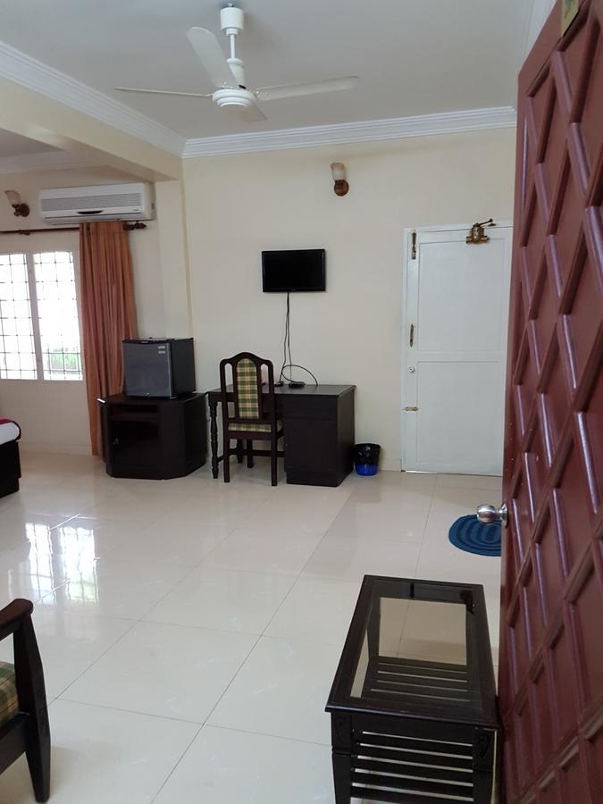 Casa Linda Hotel Kochi Exterior foto
