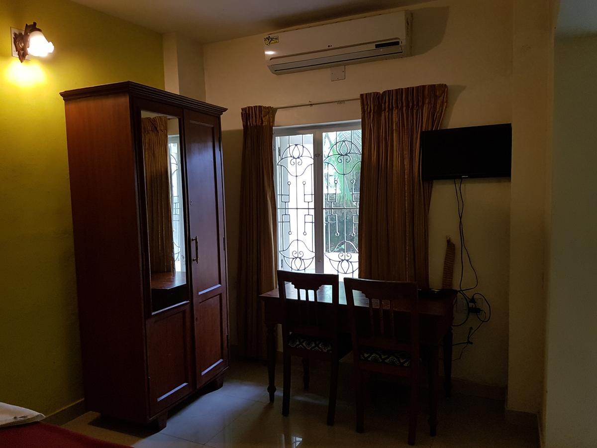Casa Linda Hotel Kochi Exterior foto